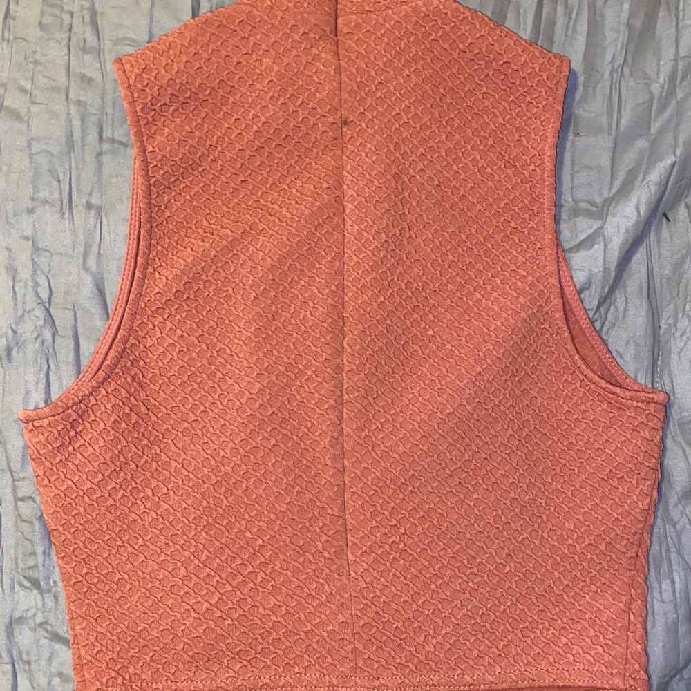 Cropped High Neck Blouse - Picture 3 of 3